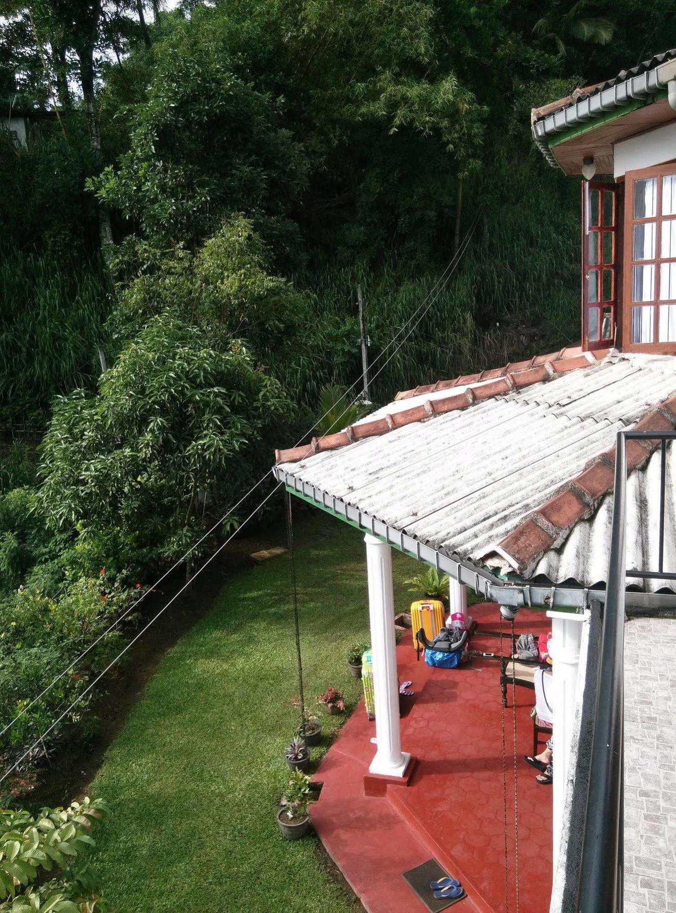 Pearl House Hotel Kandy Exterior photo